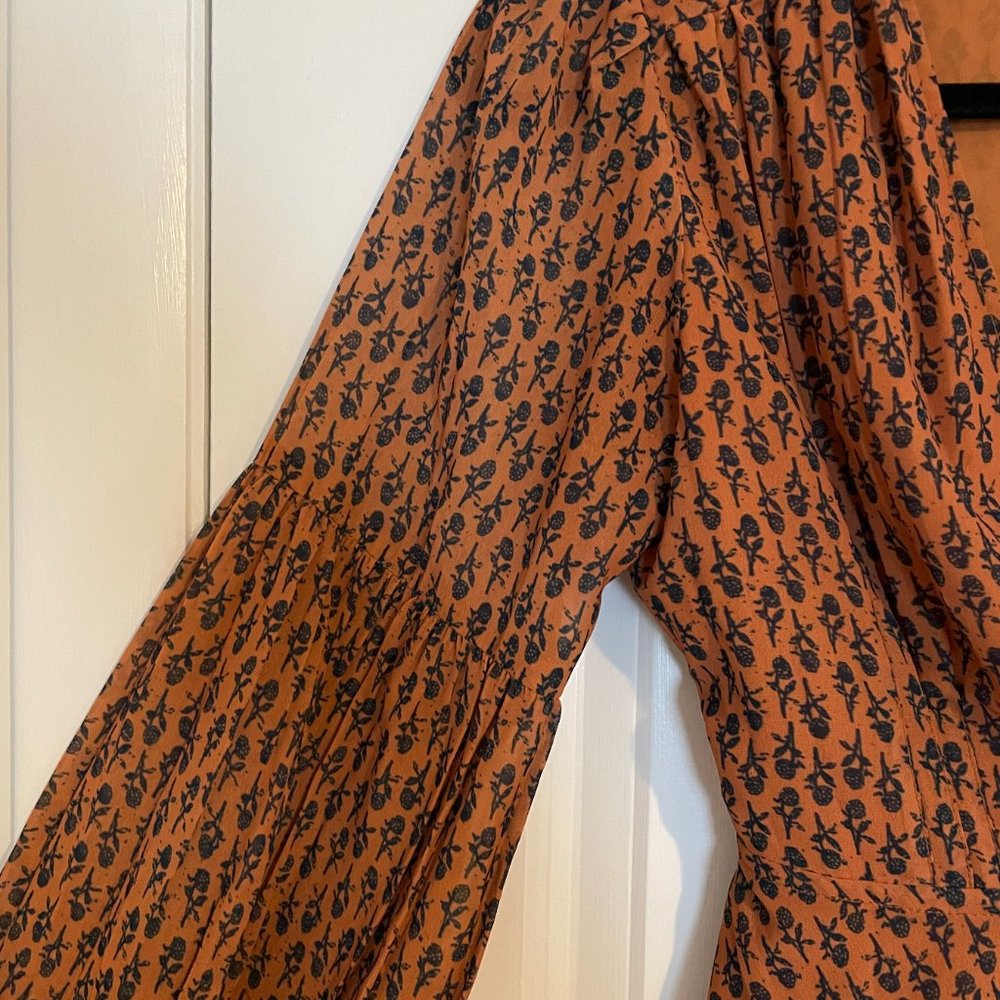 Patterned Blouse - Picture 3 of 3